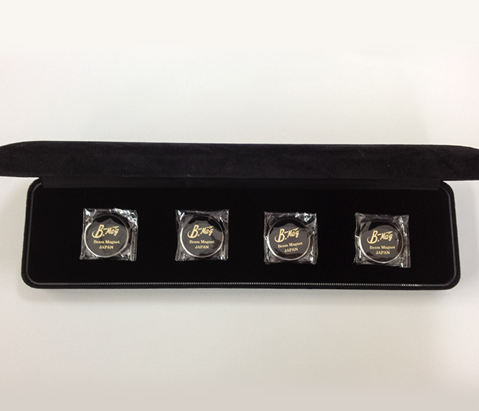 磁気治療器B-Mag(ビーマグ24)4個セット写真